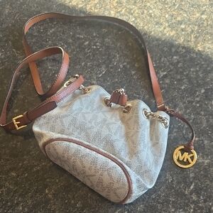 Michael Kors Crossbody Bag in Light Gray and Dark Brown